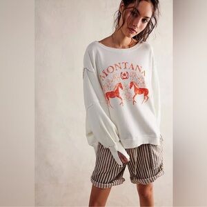 NWT We The Free Montana Graphic Camden Sweatshirt